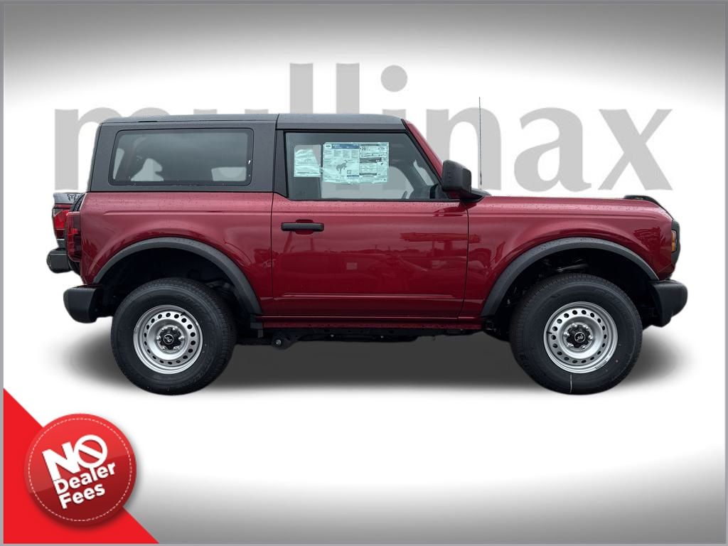 2025 Ford Bronco Base photo 2