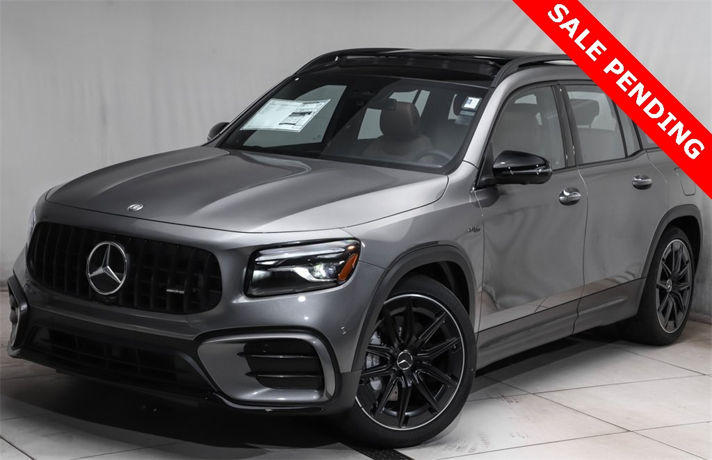 2026 Mercedes-Benz GLB AMG GLB 35's photo