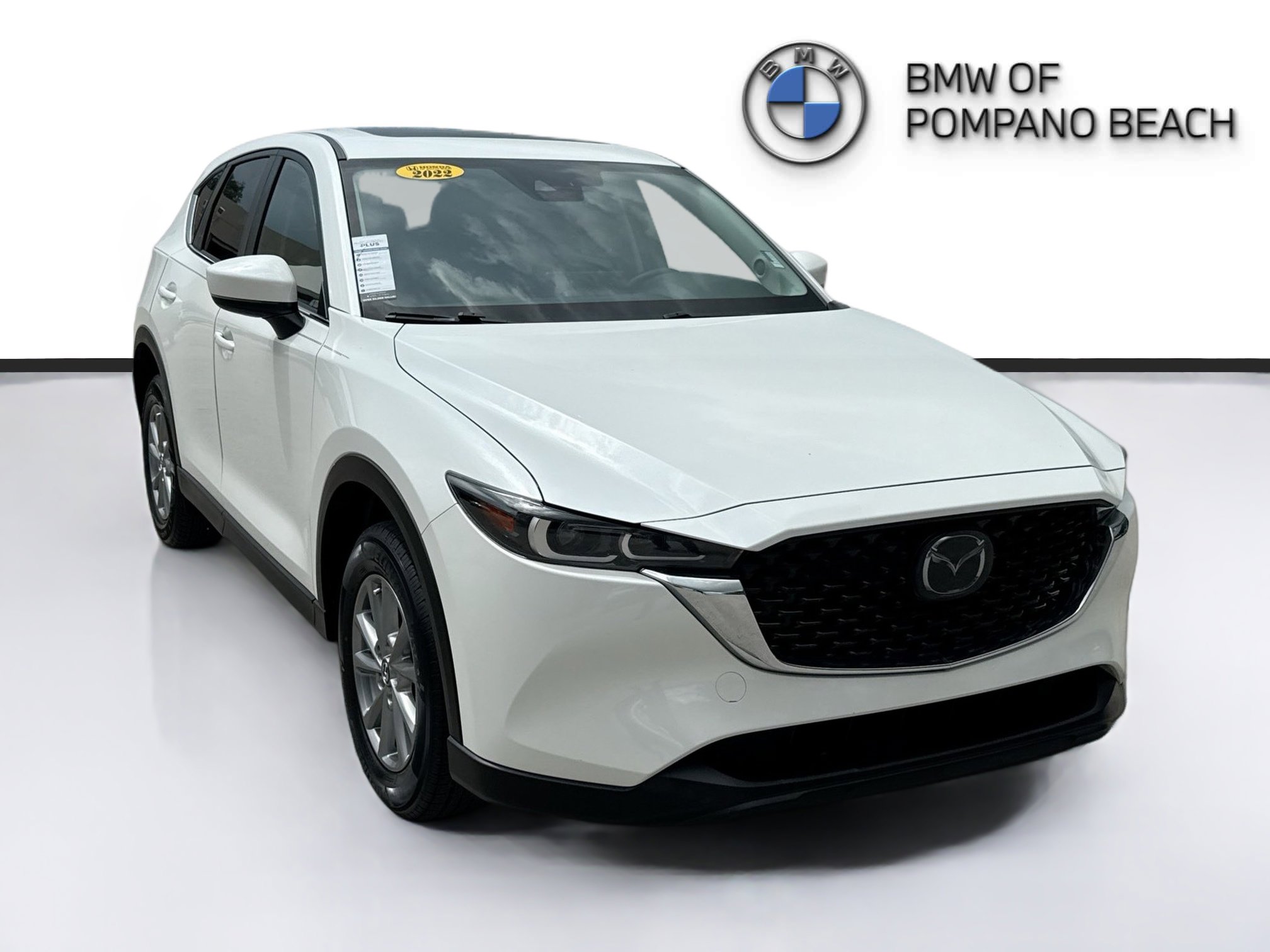 2022 Mazda CX-5 S Preferred package's photo