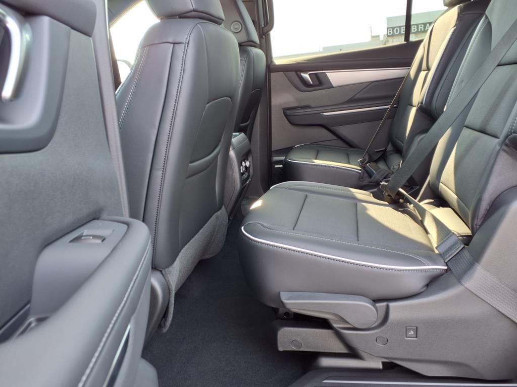 2026 Buick Enclave Preferred photo 3