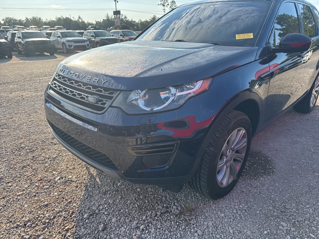 2015 Land Rover Discovery Sport SE photo 2