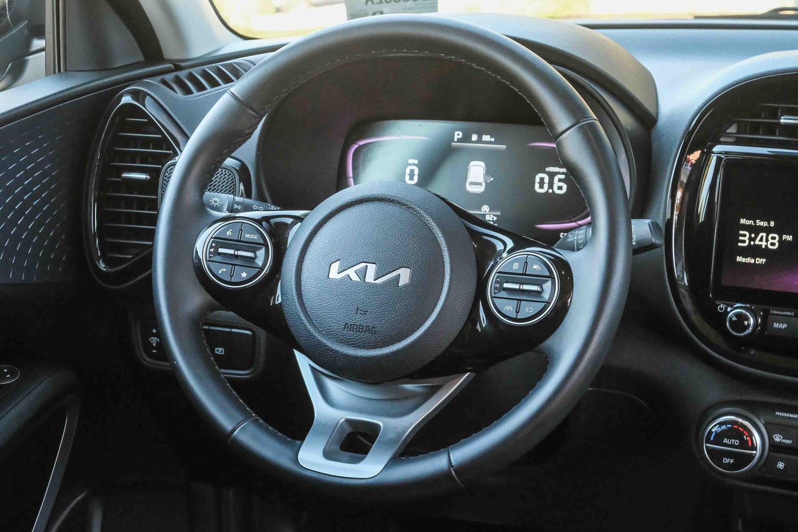 2023 Kia Soul EX photo 14