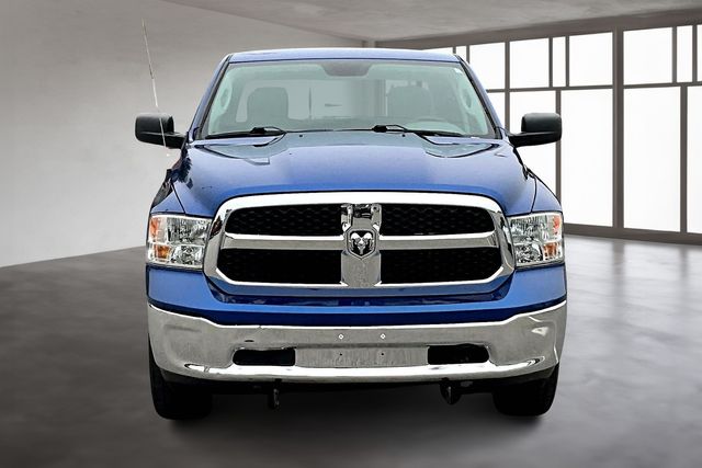 2019 Ram 1500 Classic SLT photo 4