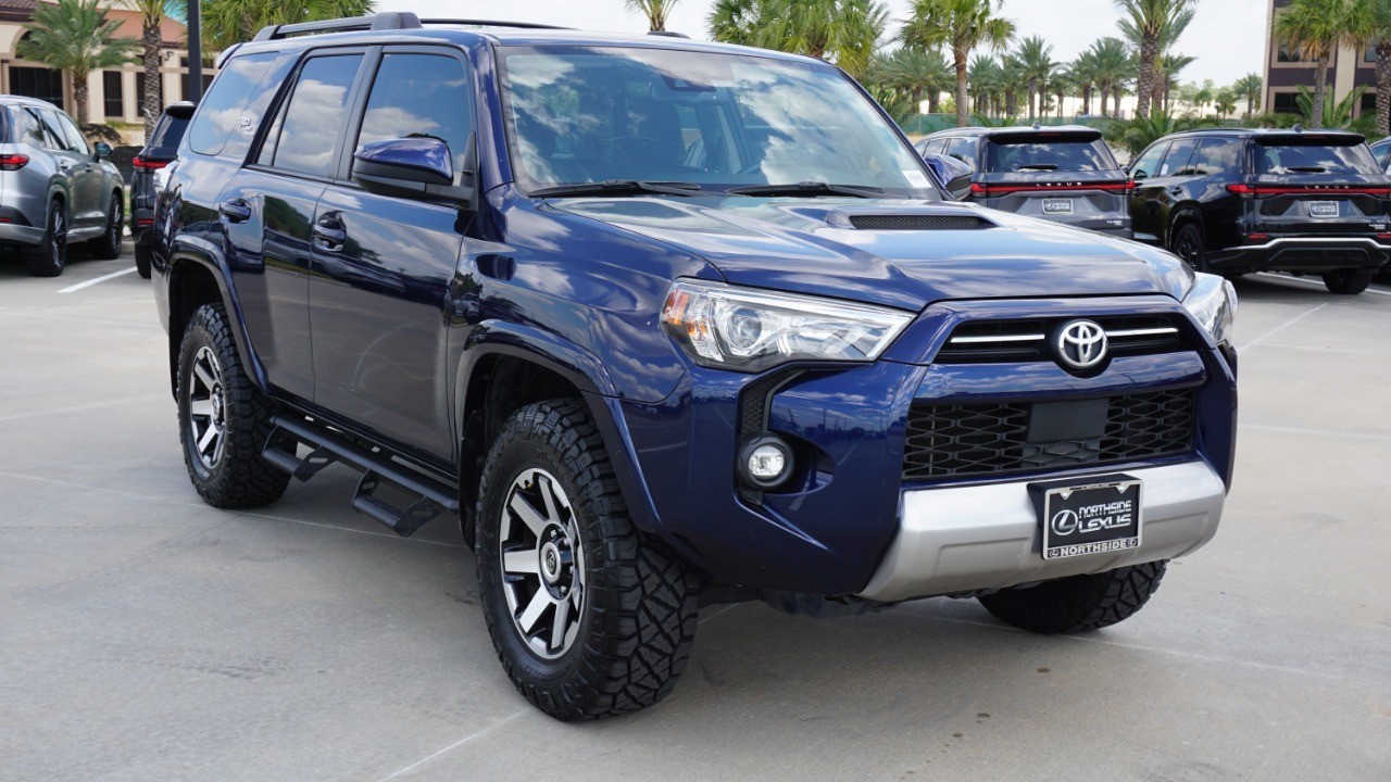 2022 Toyota 4Runner TRD photo 3