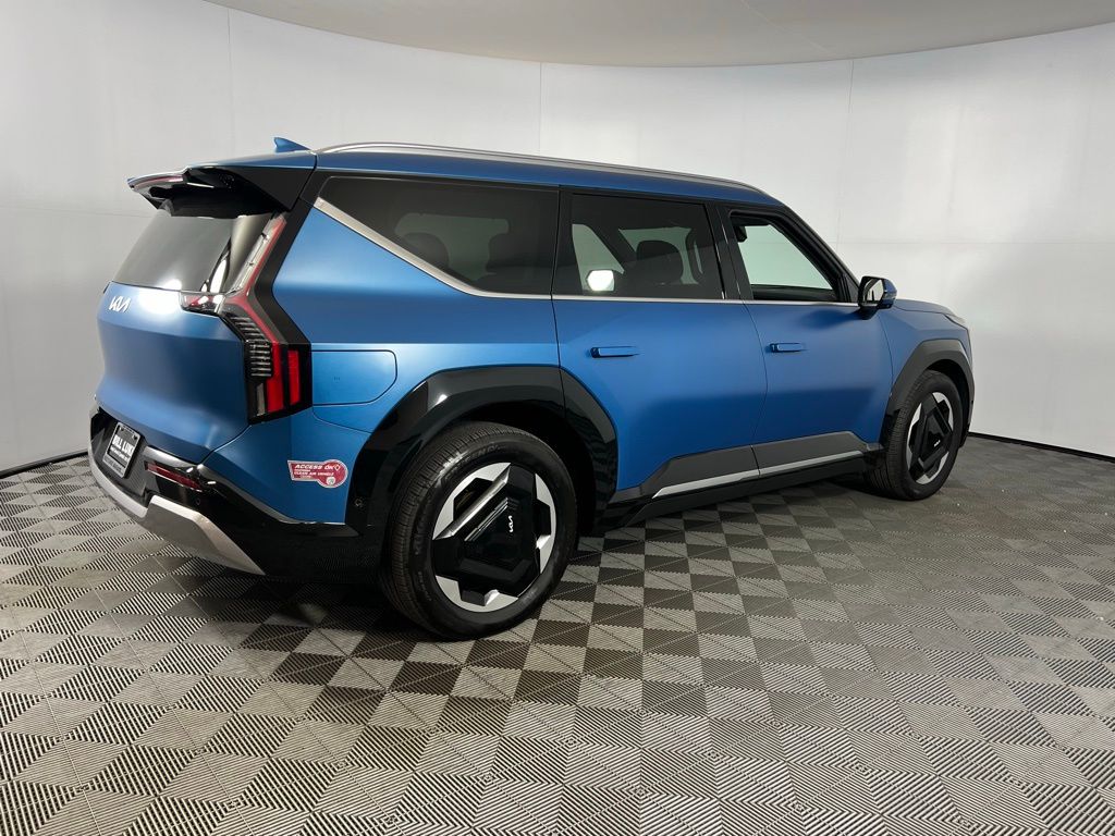 2024 Kia EV9 Land photo 3