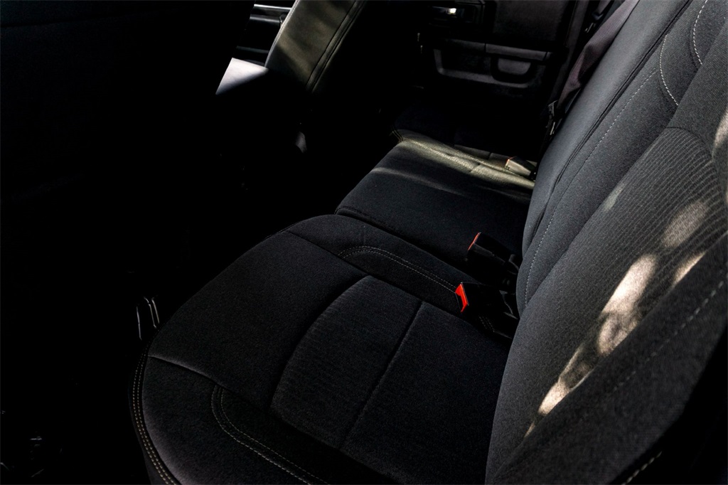 2022 Ram 1500 Classic Warlock photo 26