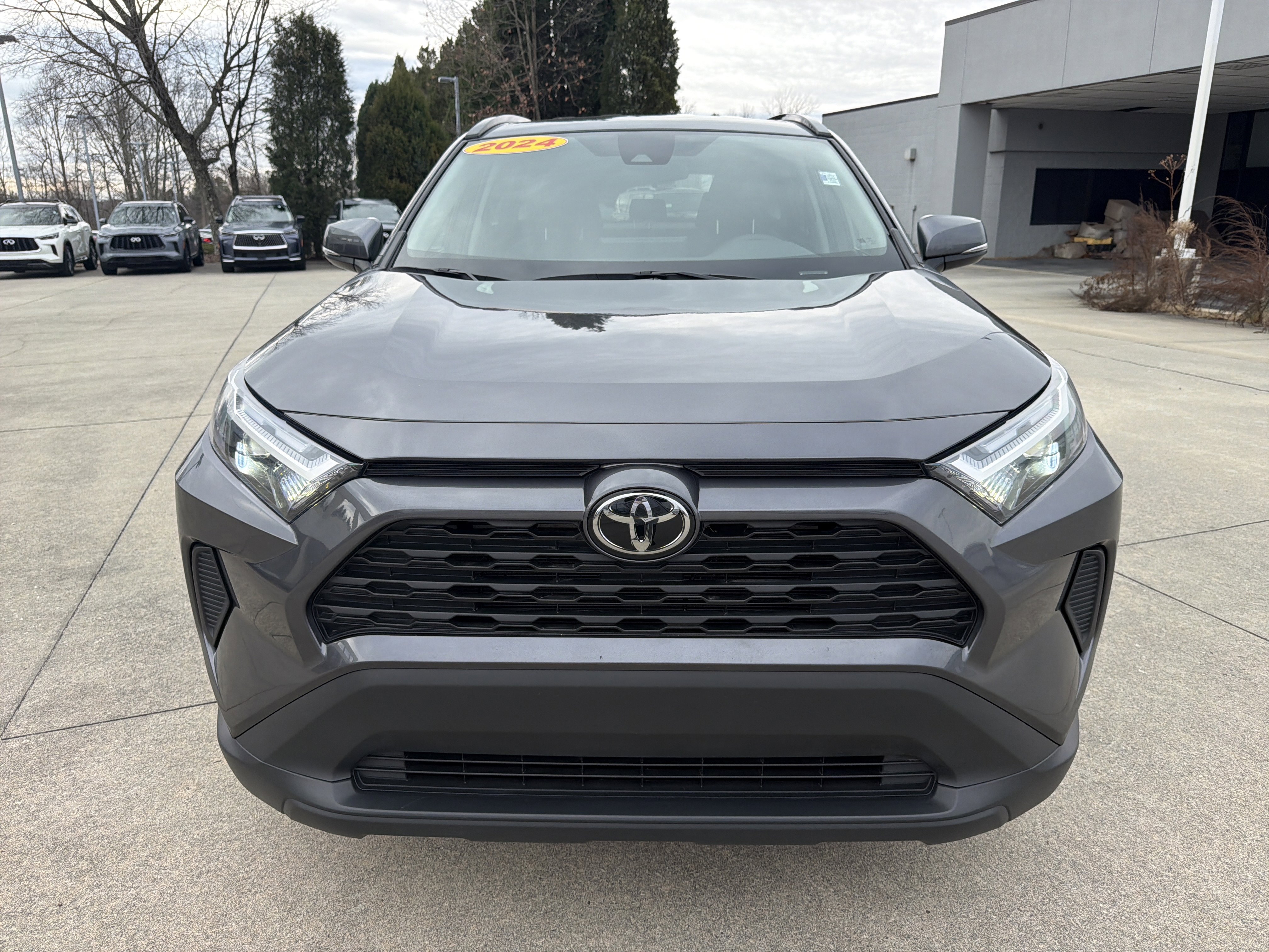 Used 2024 Toyota RAV4 XLE with VIN 2T3W1RFV9RC286665 for sale in Northfield, Minnesota