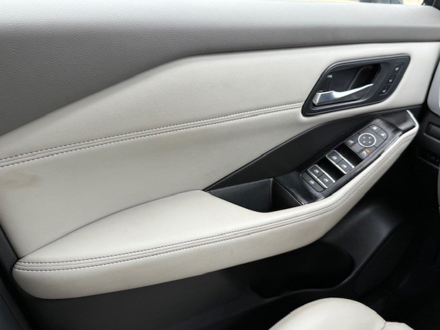2023 Nissan Rogue SL photo 29