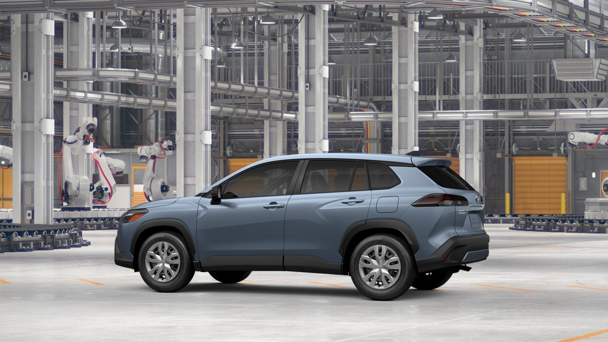 2026 Toyota Corolla Cross L photo 2