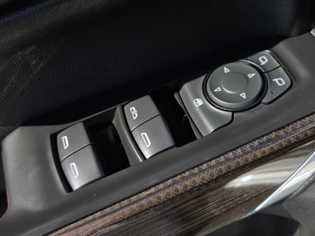 2021 Chevrolet Silverado 1500 RST photo 12