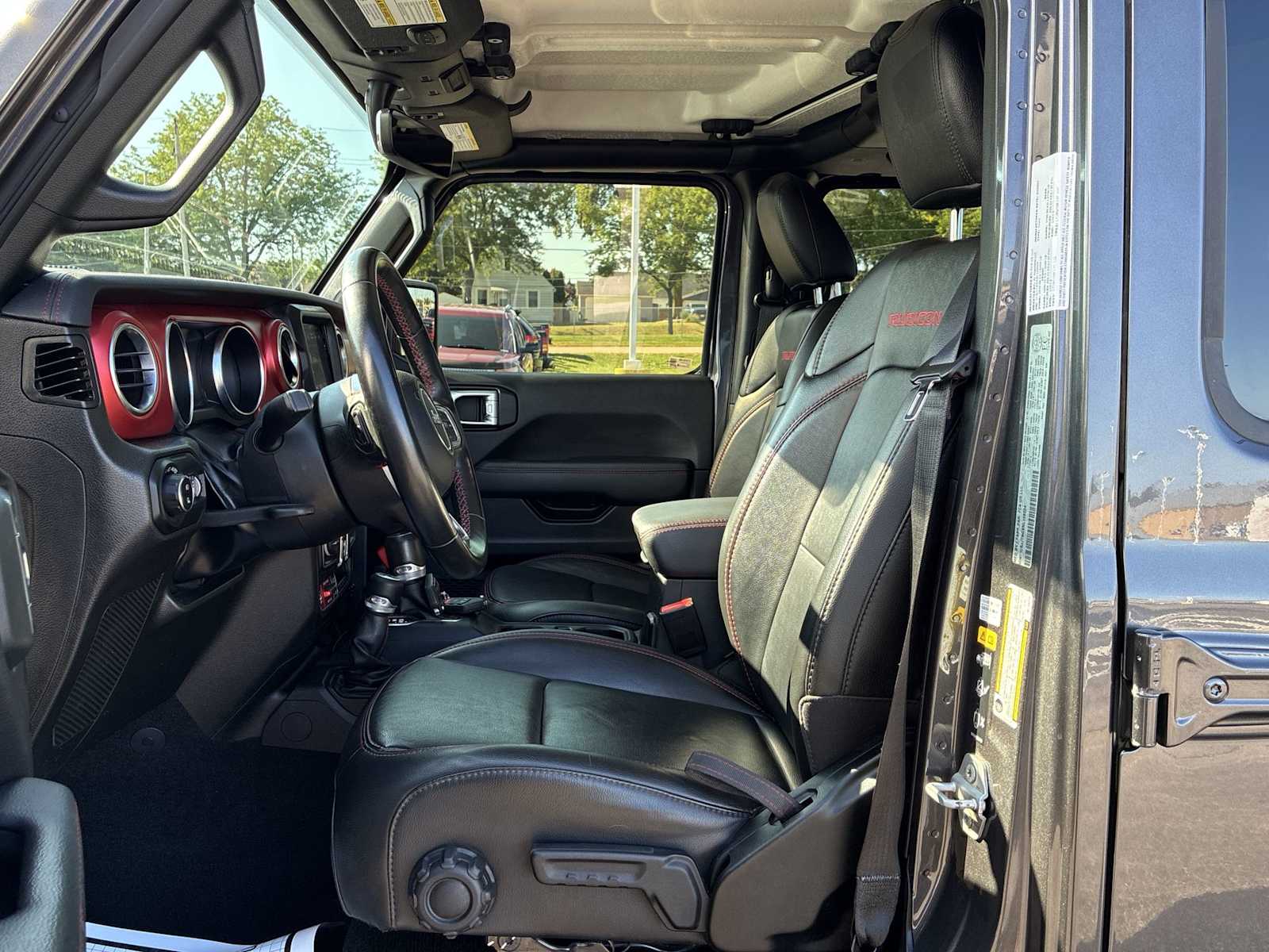 2022 Jeep Gladiator Rubicon photo 19