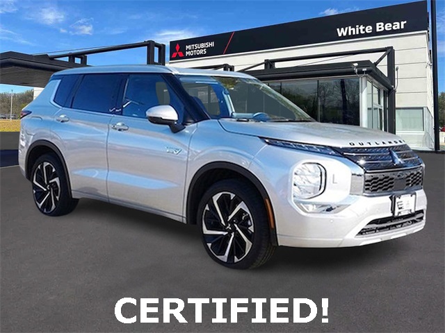 2025 Mitsubishi Outlander SEL's photo