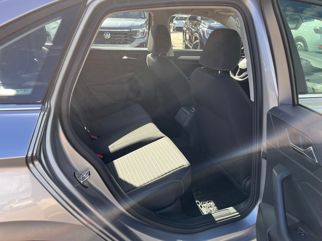 2026 Volkswagen Jetta 1.5T S photo 32