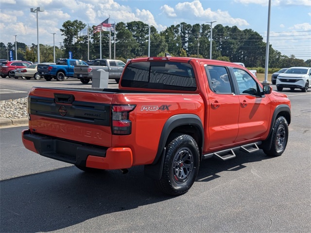 2025 Nissan Frontier PRO-4X photo 3