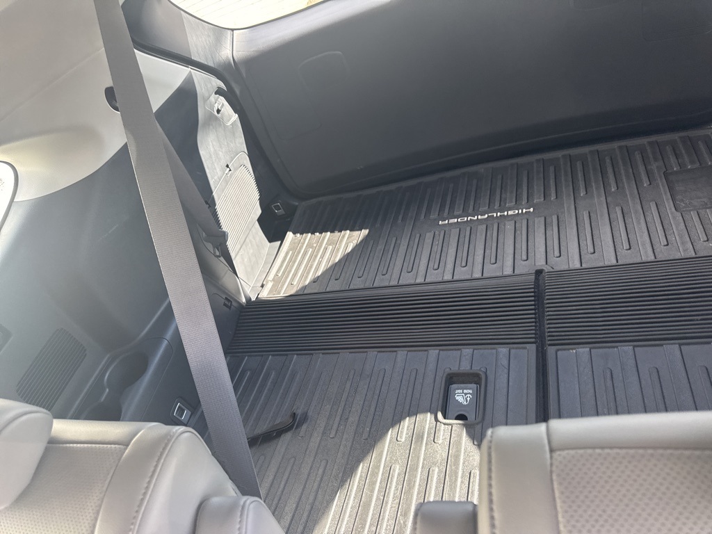 2023 Toyota Highlander Limited Platinum XLE XSE photo 18