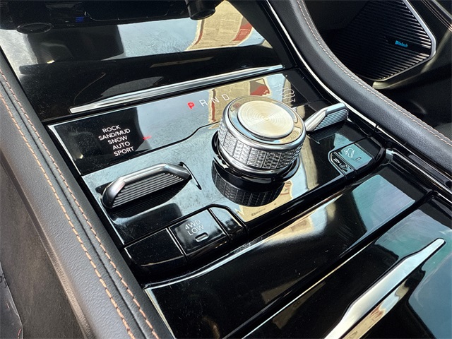 2023 Jeep Grand Cherokee Summit photo 27