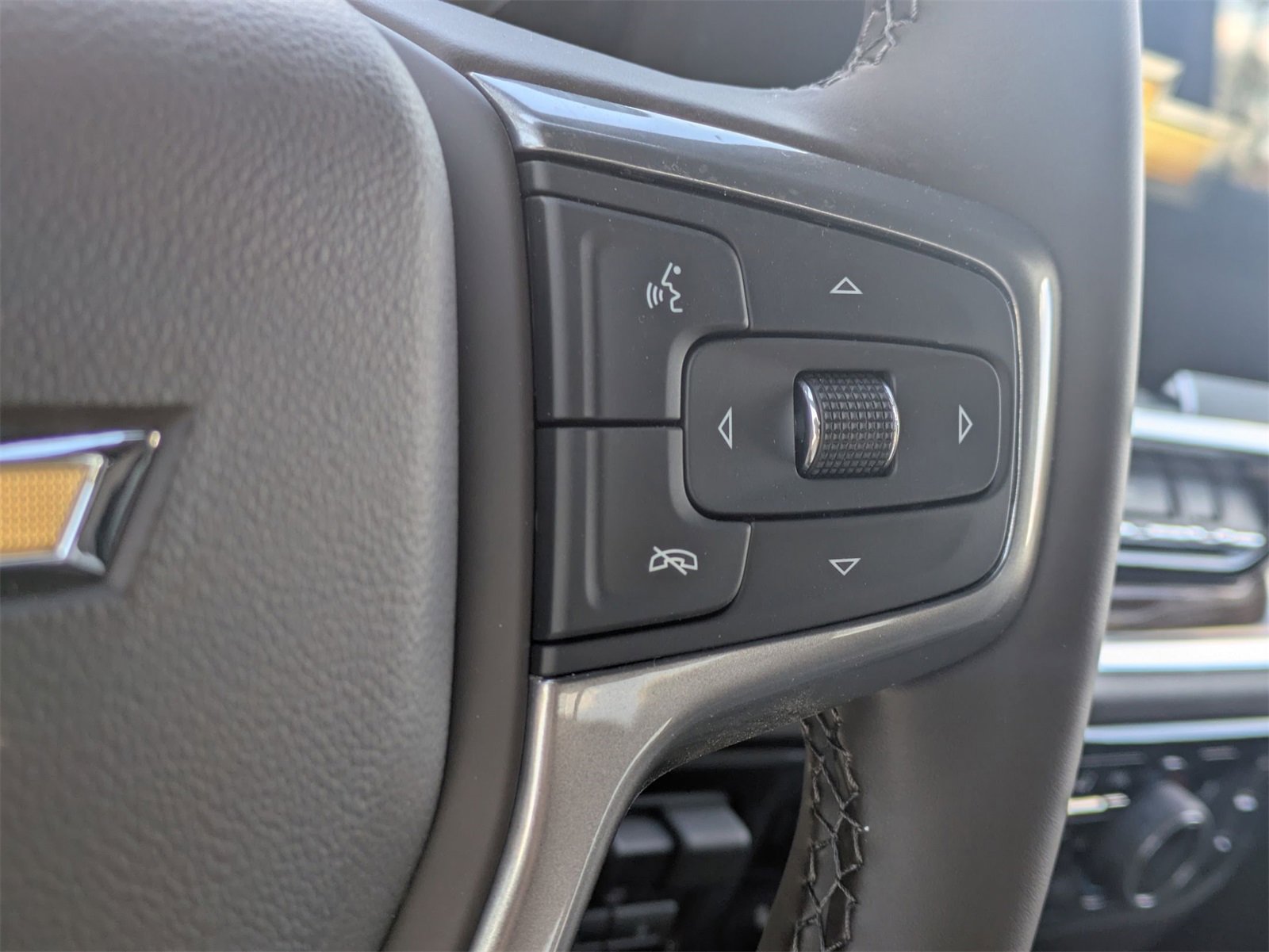 2025 Chevrolet Silverado 1500 LT photo 22
