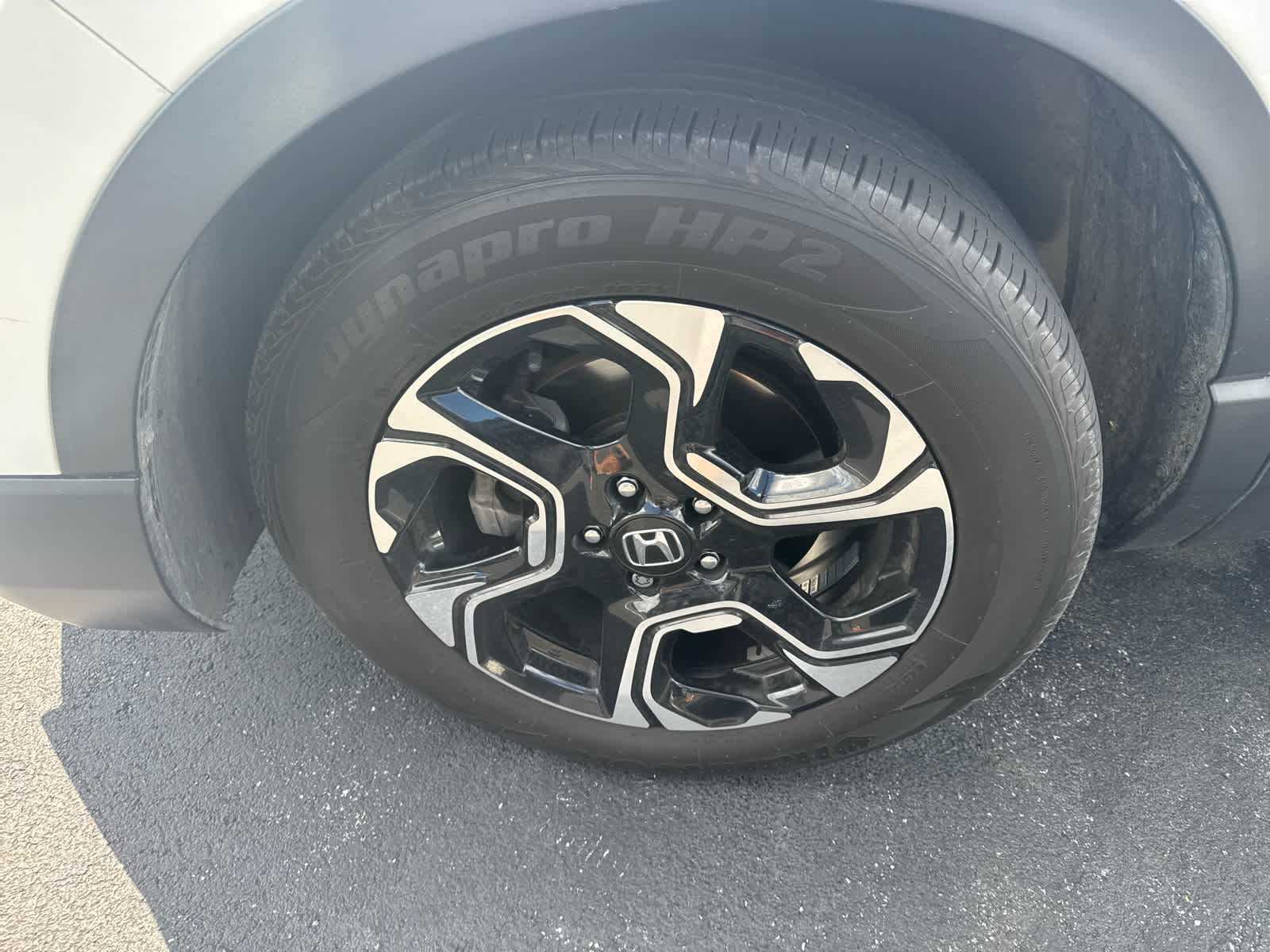 2019 Honda CR-V Touring photo 2