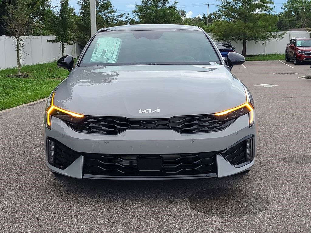 2026 Kia K5 GT-Line photo 9