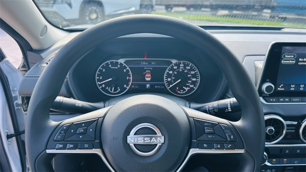 2025 Nissan Sentra SV photo 16