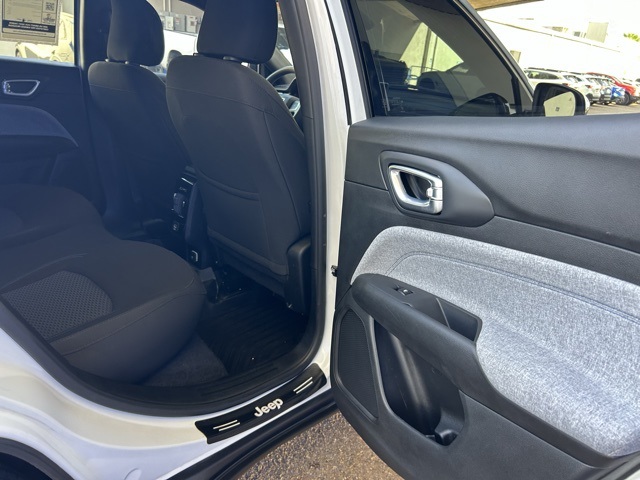 2023 Jeep Compass Sport photo 22
