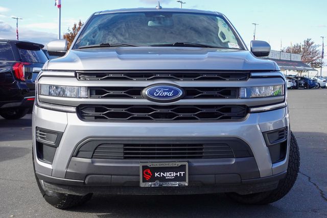 2024 Ford Expedition MAX XLT photo 3
