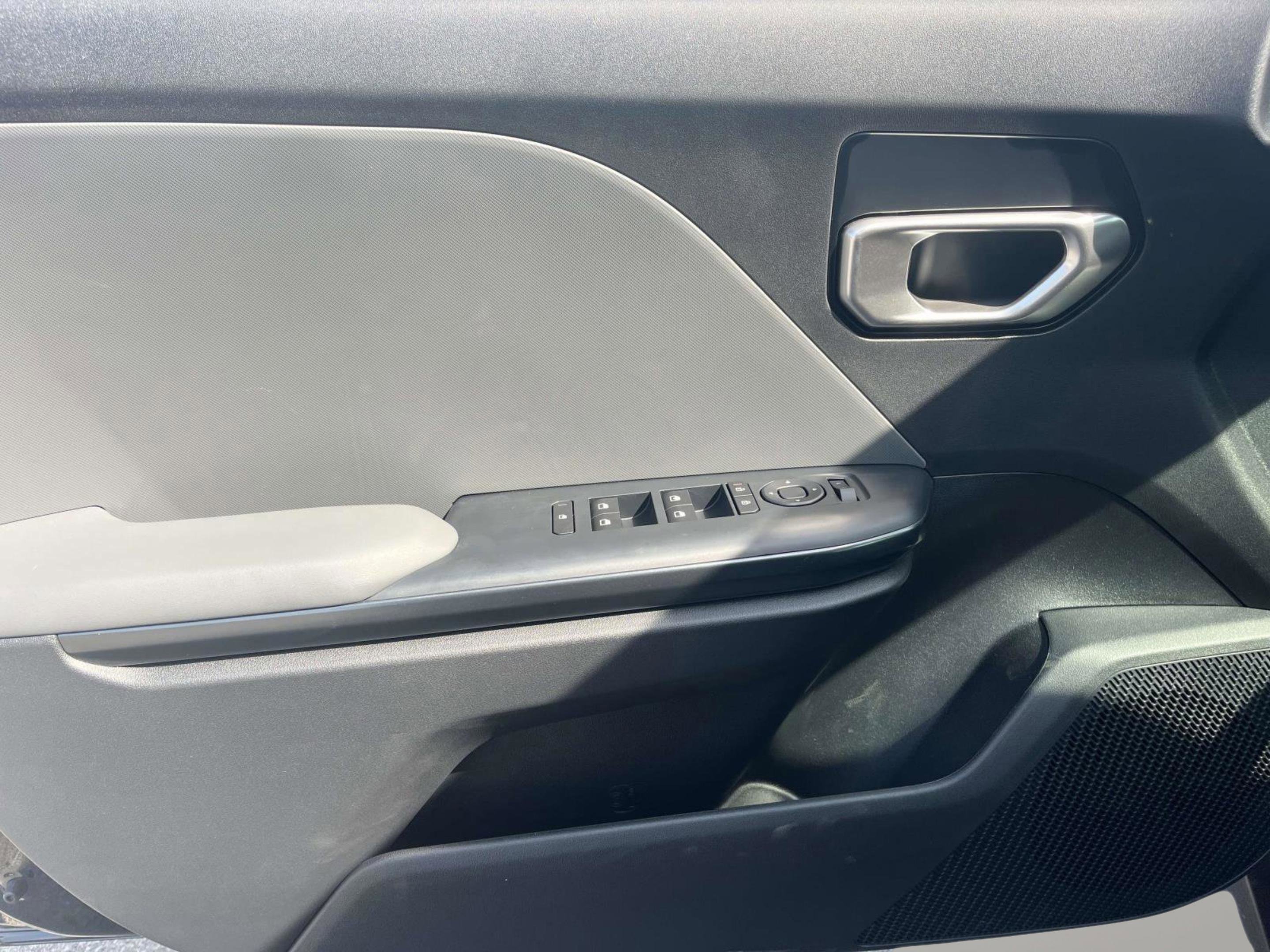 2025 Kia K4 LXS photo 20