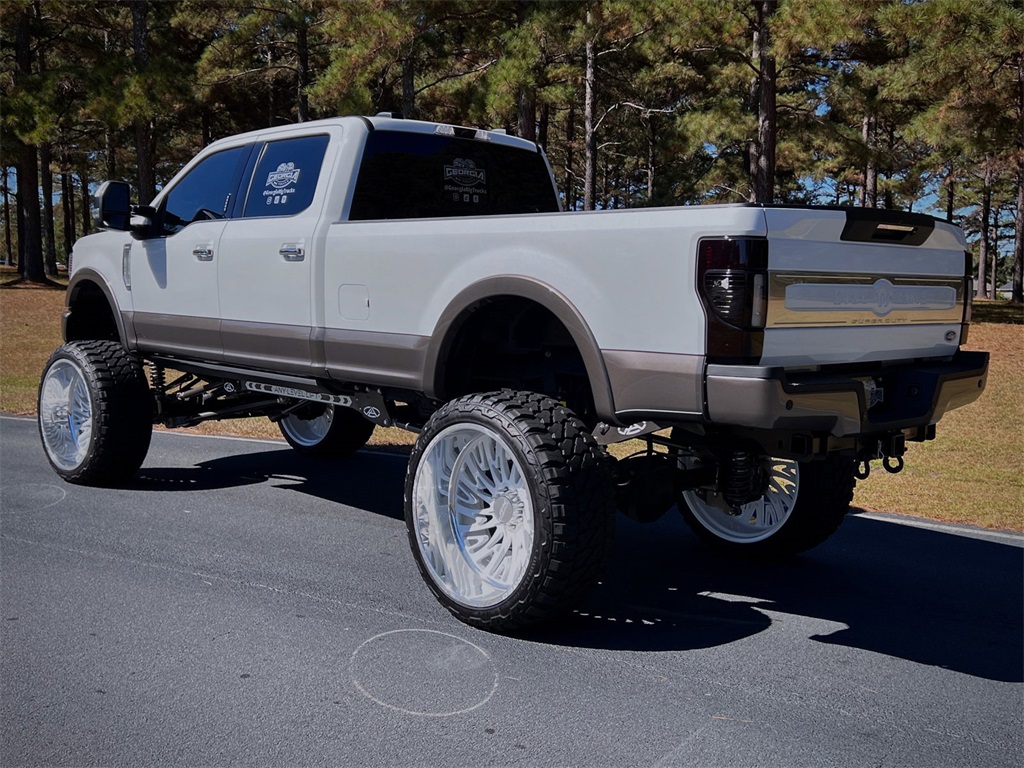 2022 Ford F-350 photo 9