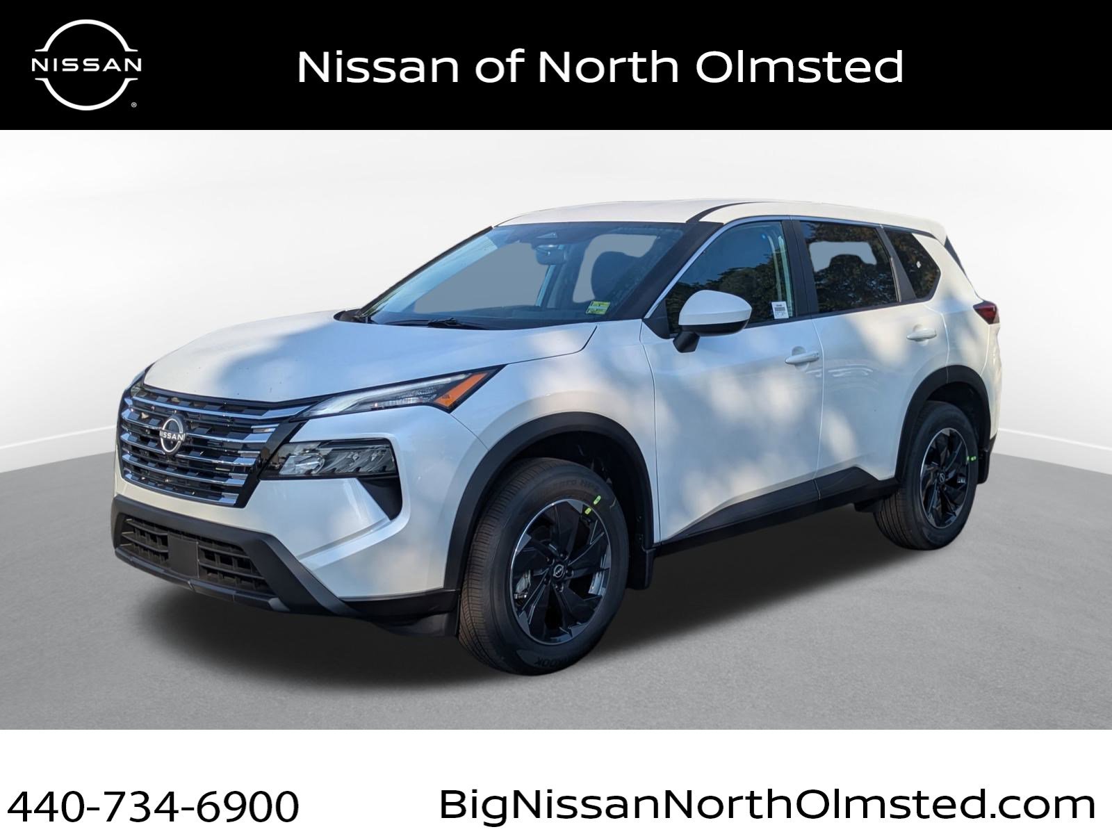 2026 Nissan Rogue SV's photo