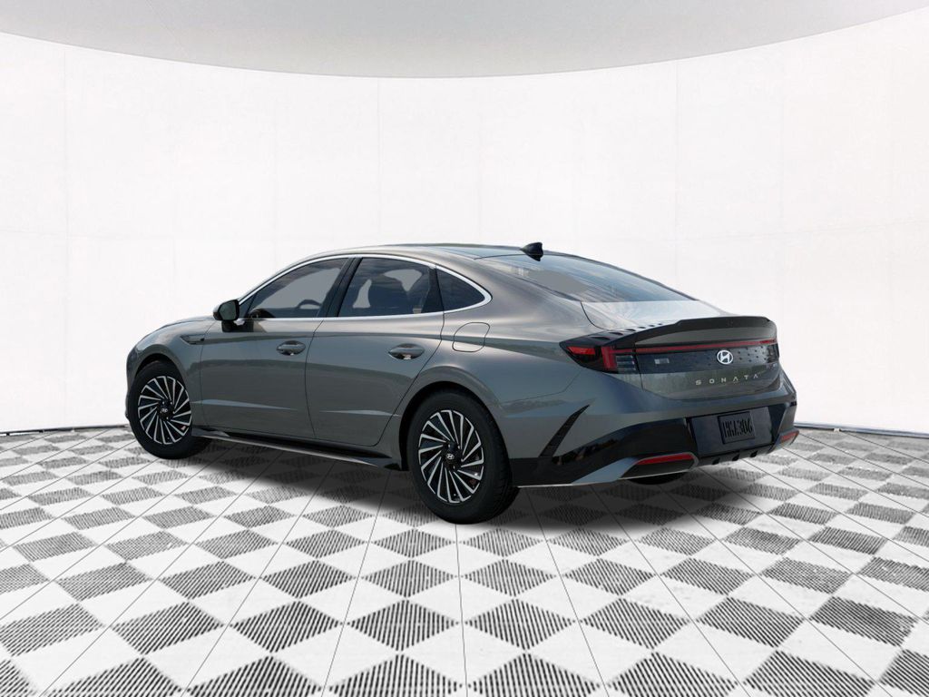 2026 Hyundai Sonata Hybrid SEL photo 4