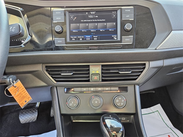 2024 Volkswagen Jetta 1.5T S photo 19