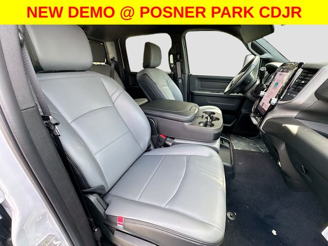 2025 Ram 2500 Tradesman photo 27