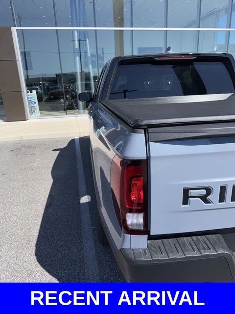 2024 Honda Ridgeline Sport photo 3