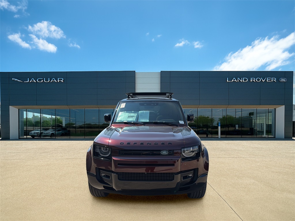 2025 Land Rover Defender 130 X-Dynamic SE photo 6