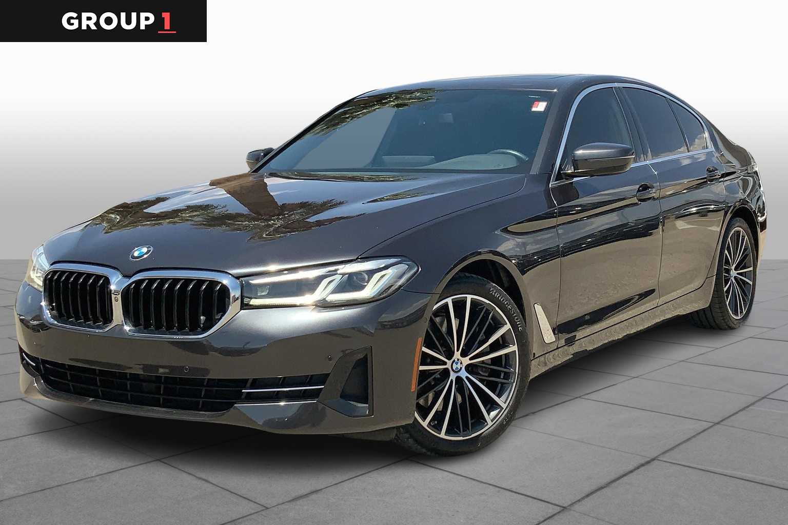 2021 BMW 5 Series 530i's photo