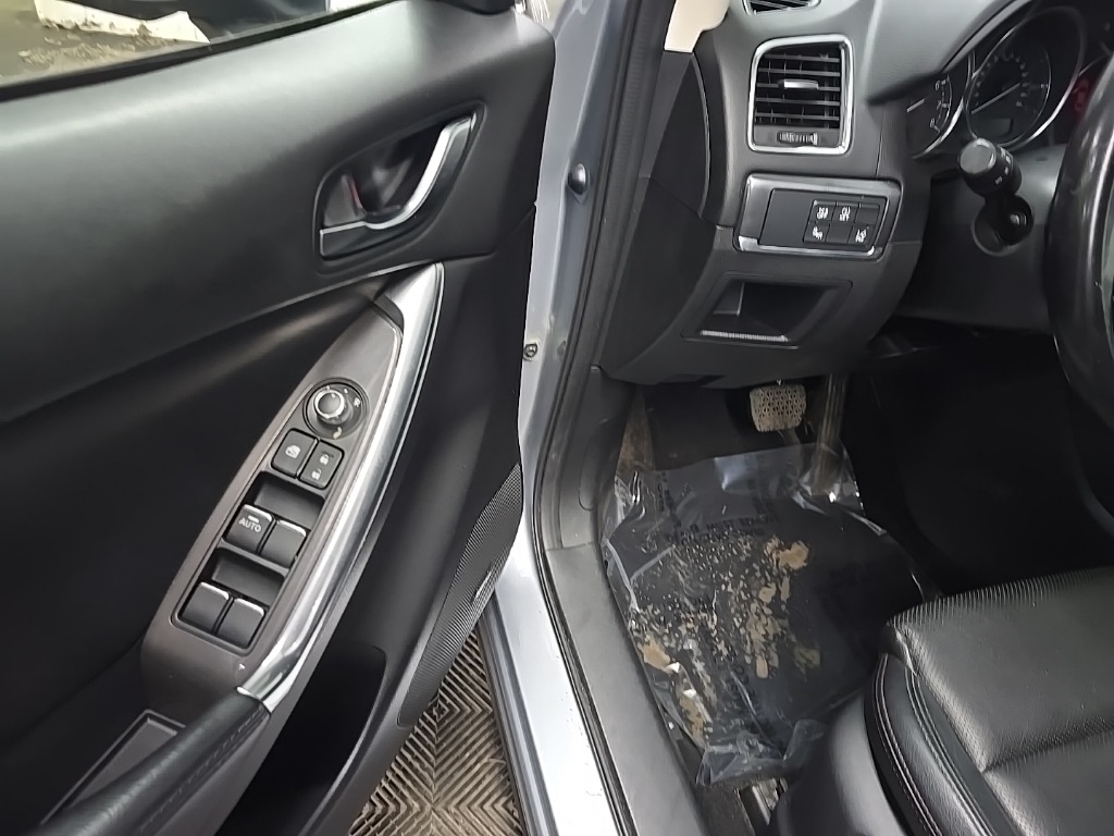 2016 Mazda CX-5 Grand Touring photo 25