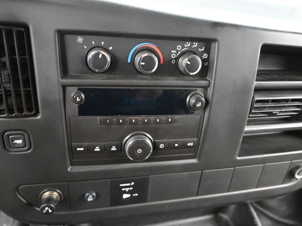 2012 Chevrolet Express 2500 Work Van photo 8