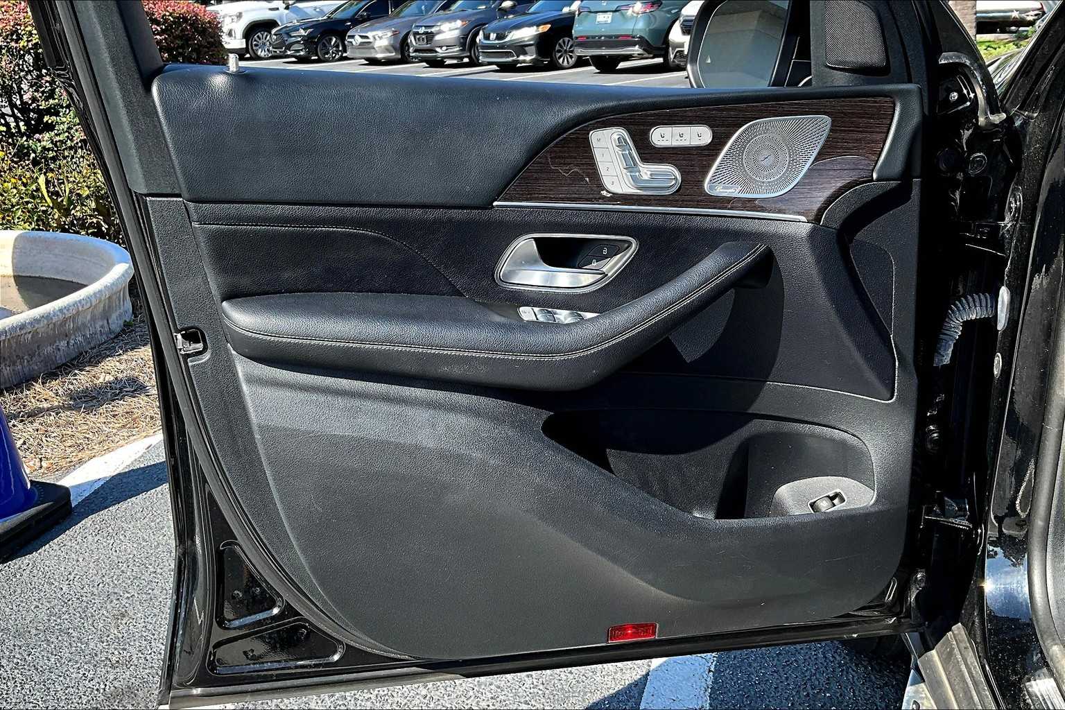 2021 Mercedes Benz GLS 450 4MATIC photo 17