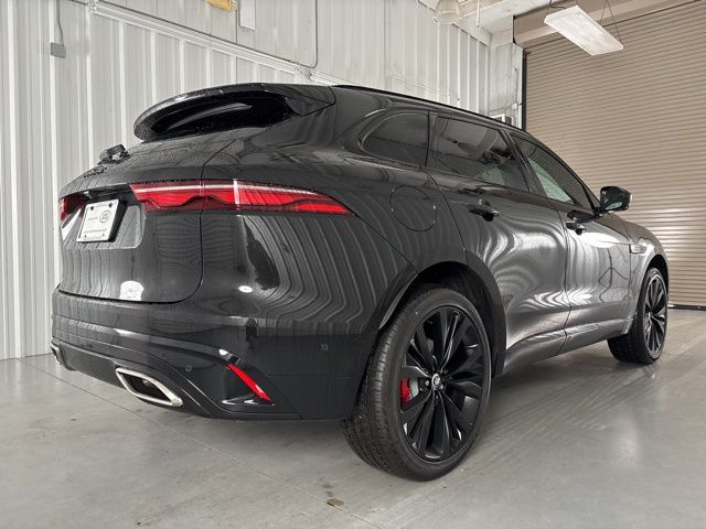 2025 Jaguar F-PACE P400 R-Dynamic S photo 7