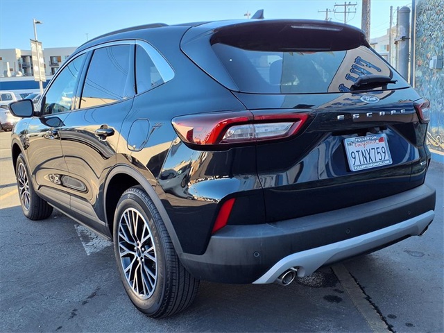 2024 Ford Escape Base photo 3