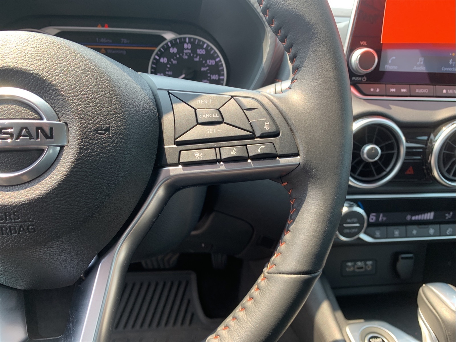 2023 Nissan Sentra SR photo 12