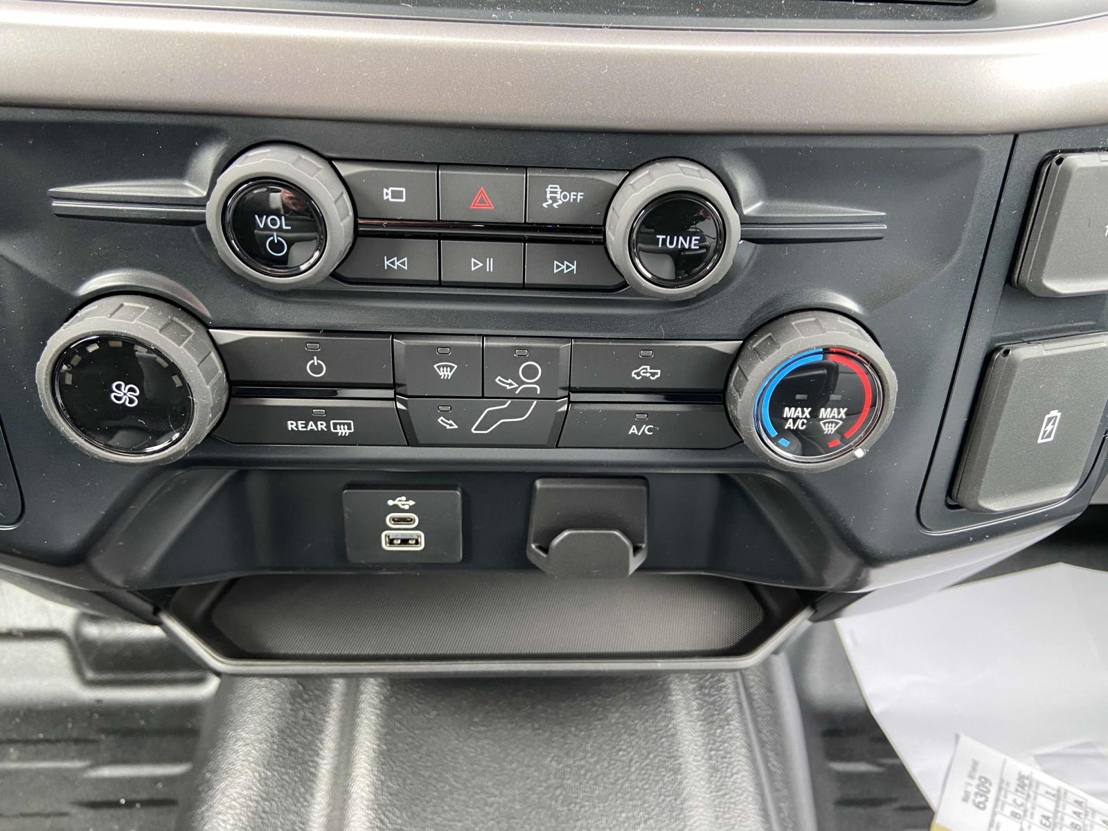 2025 Ford F-150 XL photo 15