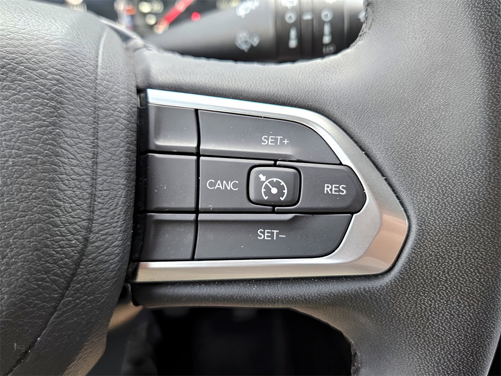 2024 Jeep Compass Latitude photo 22