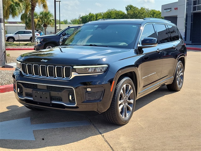 2021 Jeep Grand Cherokee Overland photo 3