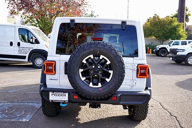 2025 Jeep Wrangler Rubicon 4xe photo 11