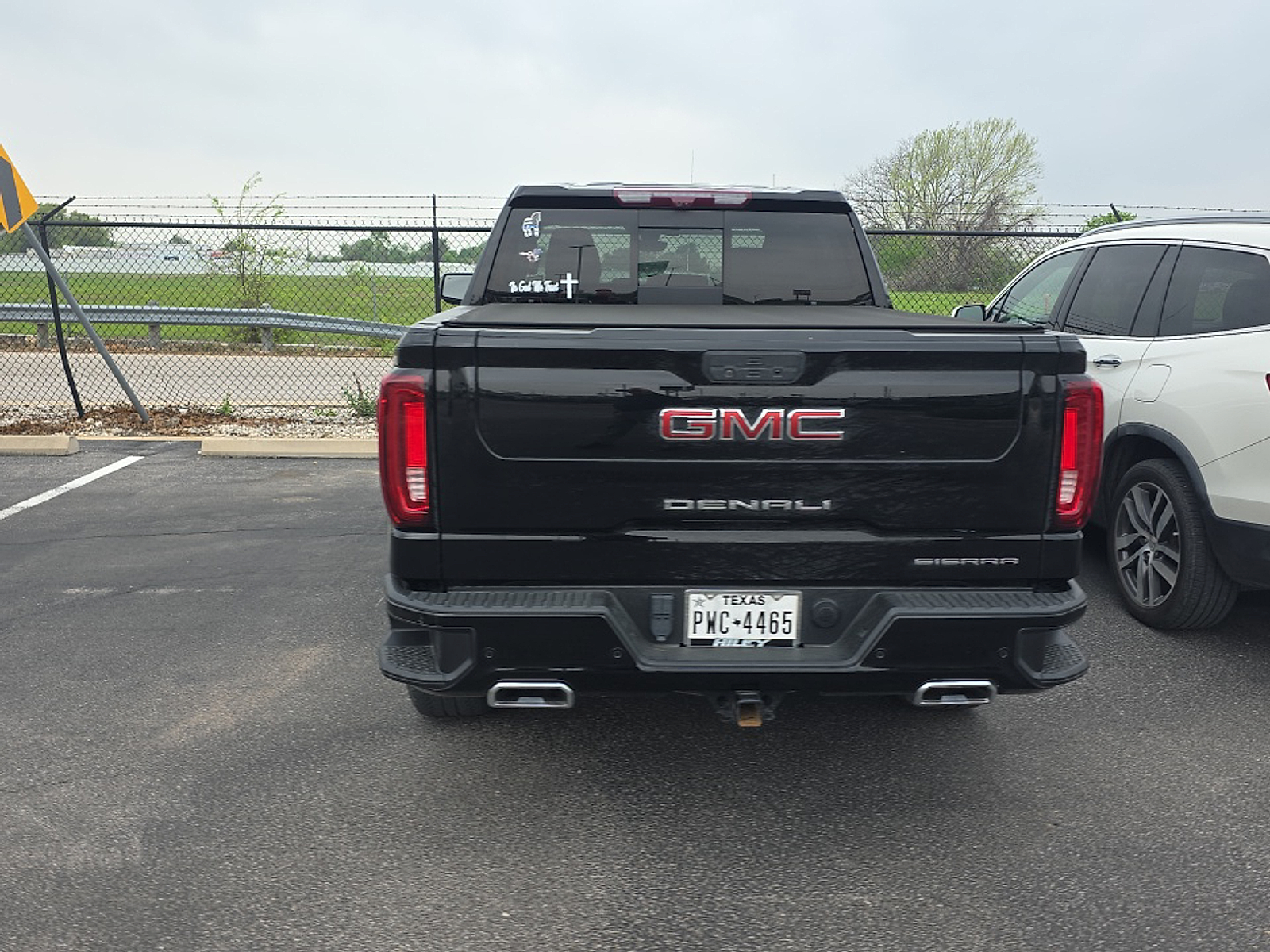 2021 Gmc Sierra 1500 Denali photo 3