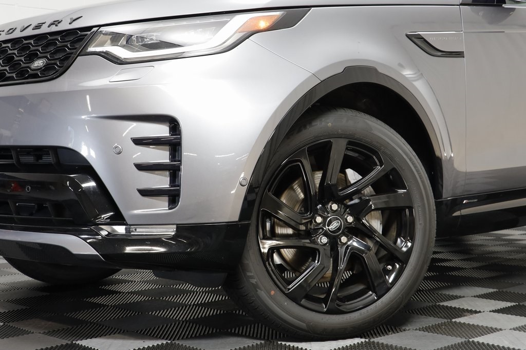 2021 Land Rover Discovery S R-Dynamic photo 2