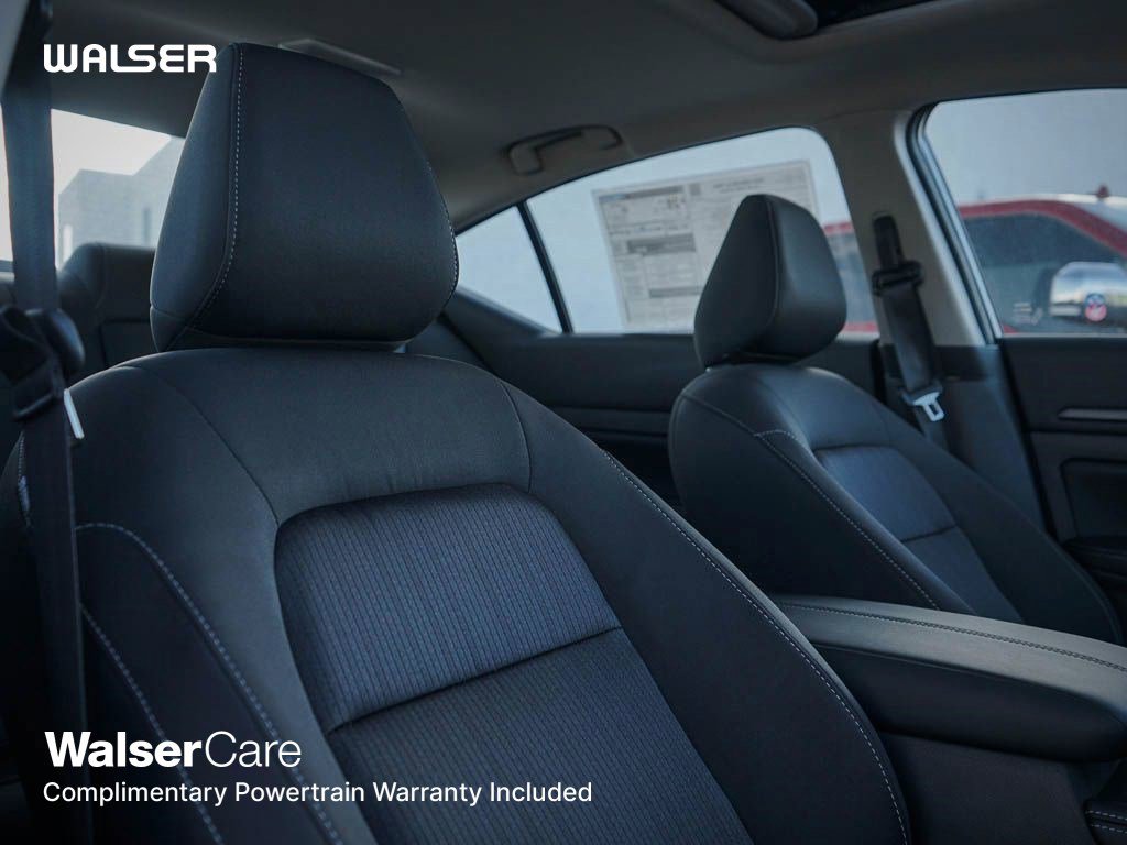 2025 Nissan Altima 2.5 SV photo 5