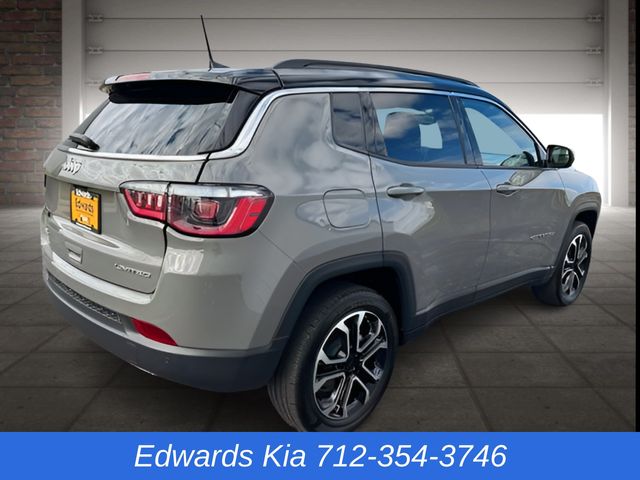 2023 Jeep Compass Limited photo 3