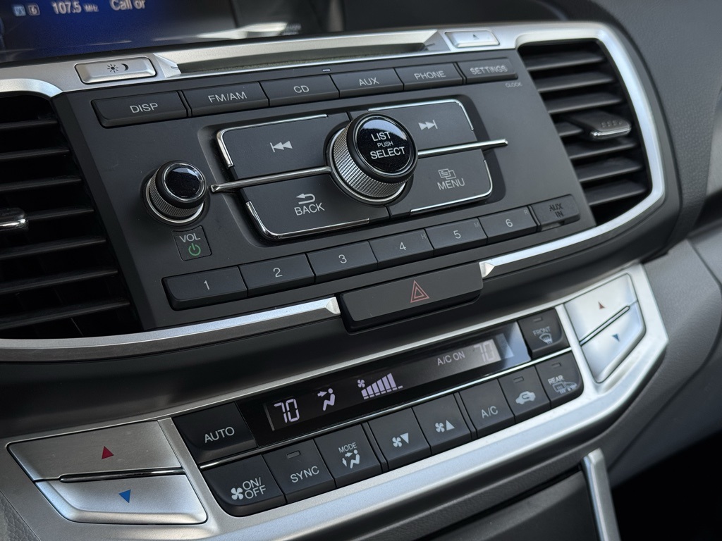 2015 Honda Accord EX photo 25